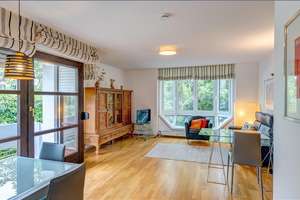 Möbliert: Sehr schöne 2-Zimmer Erdgeschosswohnung – Die vollständige Adresse der Immobilie erhältst du vom Anbieter., 81379 Thalkirchen, München – Vorschaubild 2