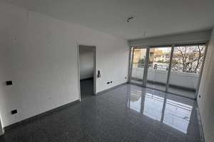 Charmante 2,5 Zimmer Wohnung mit Balkon in zentraler Innenstadtlage Diezstraße 7, Gießen – Die vollständige Adresse der Immobilie erhältst du vom Anbieter., 35390 Innenstadt, Gießen – Vorschaubild 4
