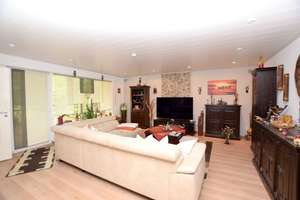Südstadt: Gepflegtes, großes Haus mit 3 Wohnungen, Garten + Garage ... – Die vollständige Adresse der Immobilie erhältst du vom Anbieter., 38126 Südstadt-Rautheim-Mascherode, Braunschweig – Vorschaubild 2