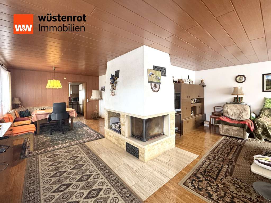 Immobilie in Kißlegg - Liebevoll gepflegtes Familienhaus mit Gartenidylle in Kißlegg, 2 Garagen - Bild 2