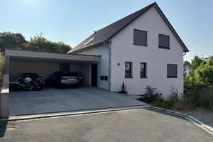 Neuwertiges Haus in Estenfeld –  A+, Ruhelage, Home-Office, Traumblick in – Am Wengert 33, 97230 Estenfeld – Vorschaubild 4