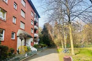 REAL HOUSE: Lichtdurchfluteter Wohntraum am Rhein | 3 Zimmer mit verglaster Loggia & Stellplatz – Die vollständige Adresse der Immobilie erhältst du vom Anbieter., 51063 Mülheim (Ortsteil), Köln – Vorschaubild 21