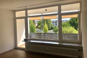 Renovierte 1 ZKB mit Balkon, Trier-Süd