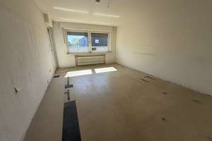 - NUR MIT WOHNBERECHTIGUNGSSCHEIN - Helle & großzügige Wohnung in Schmachtendorf – WBS erforderlich – Arnheimer Straße 24, 46147 Holten, Oberhausen – Vorschaubild 3