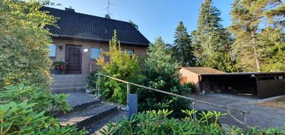 Für die große Familie mit Waldzugang in ruhiger Sackgassenlage