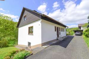 Einfamilienhaus mit zwei Garagen in Wilnsdorf - Rinsdorf – Die vollständige Adresse der Immobilie erhältst du vom Anbieter., 57234 Wilnsdorf – Vorschaubild 10