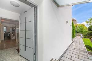 *Erstklassiger Zustand* Modernes freistehendes Wohnhaus in ruhiger Lage von Emmering zu verkaufen – Die vollständige Adresse der Immobilie erhältst du vom Anbieter., 82275 Emmering – Vorschaubild 3