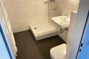 Schöner Wohnen auf 2 Ebenen! Renovierte 5 Zimmer, 2 Bäder, Loggia, gute Raumaufteilung, Abstellraum – Gropiusweg 15, 44801 Querenburg, Bochum – Vorschaubild 7
