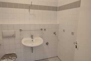 Freundliche 2-Raum-Wohnung mit verglaster Loggia mitten in Sudenburg sucht Sie! – Halberstädter Str. 118, 39112 Magdeburg – Vorschaubild 11