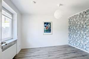 6 – Zimmer – Bungalow in gefragter Remscheider Wohnlage zu verkaufen – Föhrenstraße 27, 42855 Neuenkamp, Remscheid – Vorschaubild 19
