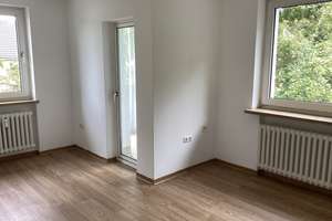 Willkommen Zuhause: Tolle 3-Zimmer-Wohnung mit Balkon in guter Stadtlage – 34117 Mitte, Kassel – Vorschaubild 3