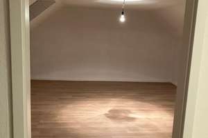 Gepflegte Haushälfte mit Garten, Garage & Terrasse ab sofort – Hafenstraße 72, 25718 Friedrichskoog – Vorschaubild 13