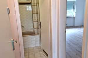 schöne, vollständig renovierte 1-Zimmer-Wohnung mit Einbauküche in München – Engadiner Str. 28, 81475 München – Vorschaubild 3