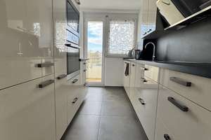 Kernsanierte 3-Zimmer-Wohnung mit Südbalkon, neuer Küche & Fitnesskeller – Haslacher Weg 29, 89075 Böfingen, Ulm – Vorschaubild 7