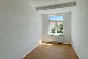 Große Etagenwohnung mit 2 Balkonen in Erfurt Daberstedt – Nonnenrain 22, 99099 Daberstedt, Erfurt – Vorschaubild 13