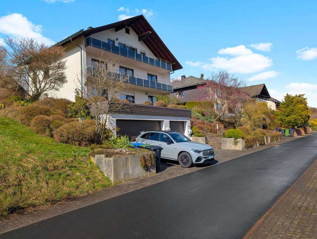 Immobilie in Breidenbach - Dein Eigenheim inkl. Mieteinnahmen - Bild 0