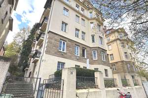 Aussicht über Stuttgart | Sanierte Dachgeschoss-Altbau-Wohnung – Libanonstraße 28, 70184 Gänsheide, Stuttgart – Vorschaubild 11