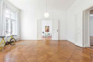 Am Monbijoupark, Mitte: Imposante 5-Zimmer Altbauwohnung mit außergewöhnlichen Deckenhöhen – 10117 Mitte (Ortsteil), Berlin – Vorschaubild 8