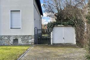 Großzügige Villa mit vielseitigen Nutzungsoptionen für Familien, Selbstständige und Kreative – Die vollständige Adresse der Immobilie erhältst du vom Anbieter., 65187 Biebrich, Wiesbaden – Vorschaubild 4