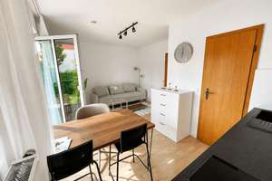 Charmantes, möbliertes 1-Zimmer-Apartment mit Terrasse und eigenem kleinem Garten in München-Pasing – Die vollständige Adresse der Immobilie erhältst du vom Anbieter., 81243 Pasing, München – Vorschaubild 4