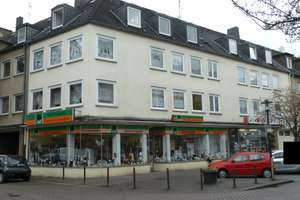 Nähe Allee-Center Essen. Schöne, gepflegte und lichtdurchflutete 3 Zimmer Wohnung.