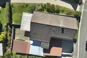 Ein- bis Zweifamilienhaus mit kleinem Garten + Doppelgarage + Nebengebäuden! – Die vollständige Adresse der Immobilie erhältst du vom Anbieter., 91257 Pegnitz – Vorschaubild 4