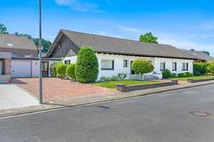 Lage. Fläche. Möglichkeiten - Solider Bungalow mit Potenzial auf 1.015 m² Grund in Meppen Esterfeld – Emsland (Kreis) – Vorschaubild 4