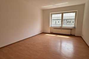 Schöne 2 Zimmer Wohnung zu vermieten – Adersstraße 2, 40215 Düsseldorf – Vorschaubild 1