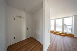 Traumhafte Dachgeschosswohnung mit Fußbodenheizung und zwei Terrassen im Erstbezug – 13599 Haselhorst, Berlin – Vorschaubild 5