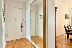Lichtdurchflutetes Zuhause für die Familie – 4 Zimmer in Berlin-Westend – Bredtschneider Strasse 14, 14057 Westend, Berlin – Vorschaubild 2