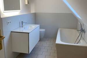 Fallersleben - Schöne Dachgeschoss-Wohnung im Fachwerkhaus in zentraler Lage – Am Neuen Tor 15, 38442 Fallersleben, Wolfsburg – Vorschaubild 4