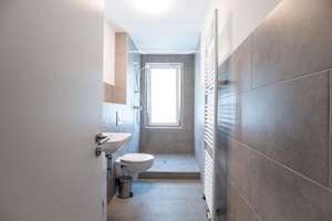 Klarer Grundriss, stimmiges Design - Stilvoll sanierte Wohnung im Herzen Kreuzbergs – Die vollständige Adresse der Immobilie erhältst du vom Anbieter., 10969 Kreuzberg, Berlin – Vorschaubild 10