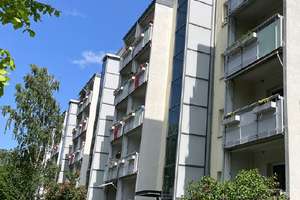Abendsonne auf dem Balkon: sonnige 3-Zi.-Whg. in ruhiger Seitenstraße – Feuerbachstraße 6a, 1219 Leubnitz-Neuostra, Dresden – Vorschaubild 12
