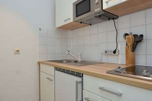 Sonnige, modern möblierte Wohnung mit Balkon in Stuttgart Botnang – Die vollständige Adresse der Immobilie erhältst du vom Anbieter., 70195 Botnang-Nord, Stuttgart – Vorschaubild 12