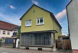 Straßenansicht