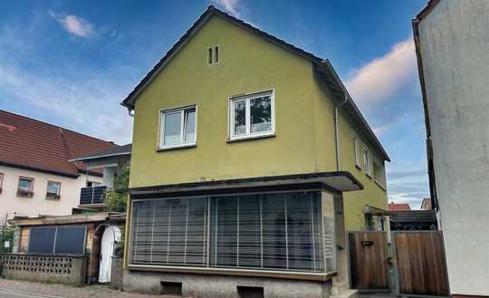 Viel Platz für Hobby oder Beruf - Einfamilienhaus mit Hof, Garage und Werkstatt