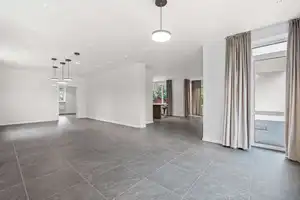 Umfassend Modernisiert & Großzügig: Einfamilienhaus mit Pool in Bestlage von Bothfeld! – Hannover – Vorschaubild 2