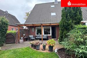 Gepflegtes Eckreihenhaus mit sehr gutem Grundriss und schönem Garten – Die vollständige Adresse der Immobilie erhältst du vom Anbieter., 25813 Husum – Vorschaubild 1