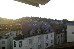 Möblierte, geräumige und gepflegte 1 1/2-Zimmer-DG-Wohnung im Heusteigviertel in Stuttgart – Strohberg 7, 70180 Lehen, Stuttgart – Vorschaubild 5