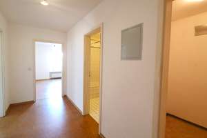 Ein Kleinod! Attraktive 2 Zimmer Whg. in guteWohnanlage in einer autofreien Zone in Friedrichshofen! – 85049 Friedrichshofen-Hollerstauden, Ingolstadt – Vorschaubild 6