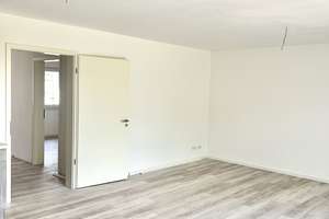 Moderne Stadtvilla – KfW 40 NH, Photovoltaik & Wärmepumpe – Ein- oder Zweifamilienhaus möglich – Osterloh 1, 23569 Hohn – Vorschaubild 20
