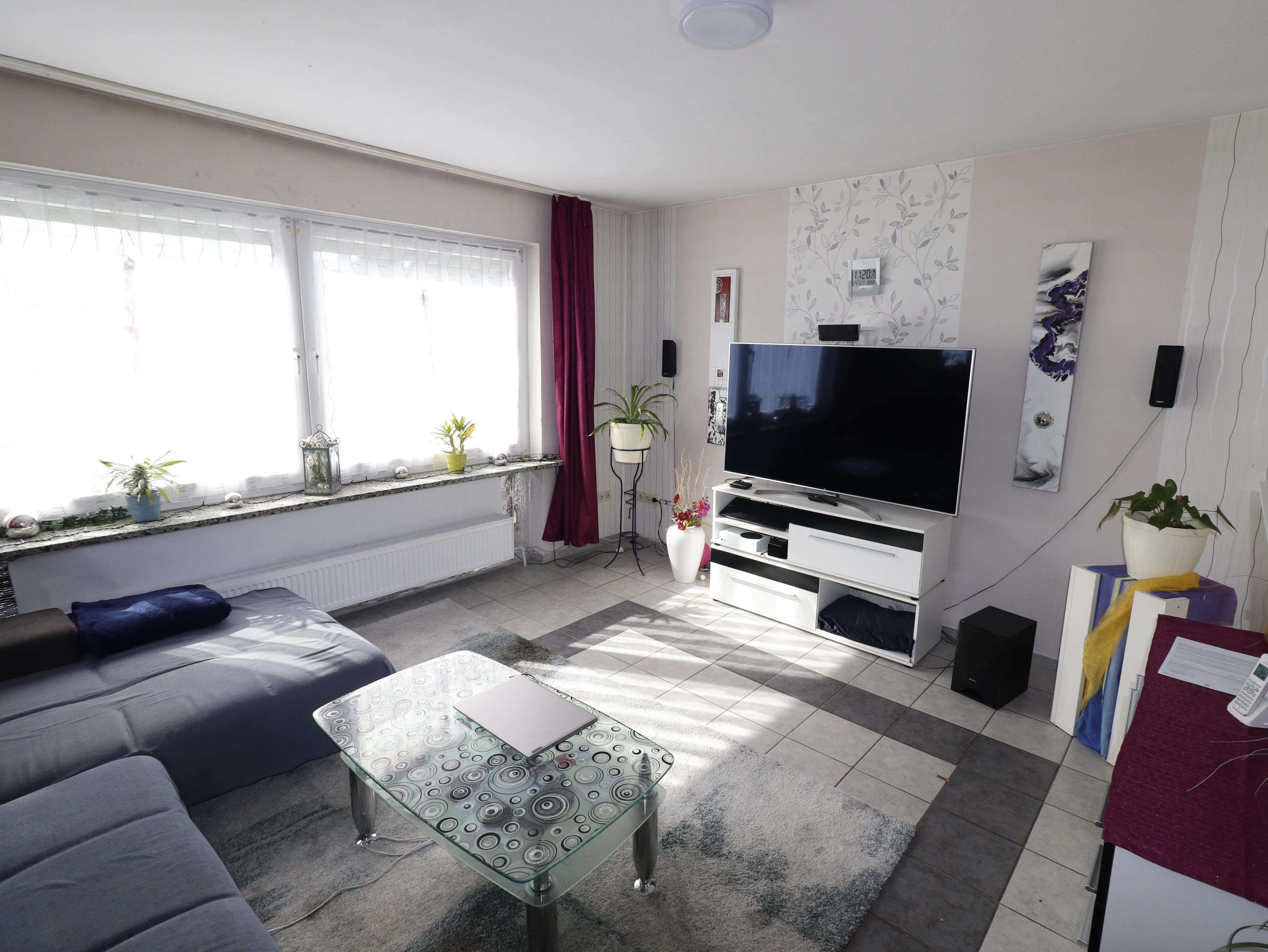 Immobilie in Saterland - Immobilie - zusätzliches Baugrundstück möglich - Bild 1