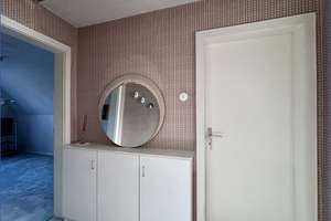 Altbau mit Charme wartet auf liebevolle Sanierung!
Ideal für Familien & Handwerker! – Die vollständige Adresse der Immobilie erhältst du vom Anbieter., 86529 Schrobenhausen – Vorschaubild 10