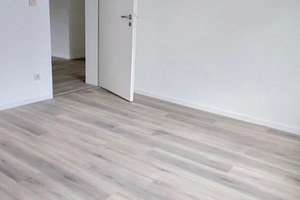 Von privat - schöne 3-Zi.-Whg. + Garten + Terrasse in Paderborn Schloß Neuhaus, ruhige + tolle Lage – Die vollständige Adresse der Immobilie erhältst du vom Anbieter., 33104 Schloß Neuhaus, Paderborn – Vorschaubild 12