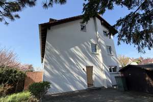 ### EIGENTUMSWOHNUNG WIE EIN REIHENHAUS MIT CA. 165 QM WOHNFLÄCHE UND MEGAGARTEN IN TOP - LAGE! ### – Die vollständige Adresse der Immobilie erhältst du vom Anbieter., 64297 Eberstadt, Darmstadt – Vorschaubild 11