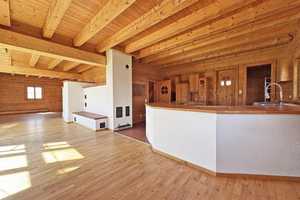 Absolute Rarität: Holz-Blockhaus in idyllischer Ortsrandlage! – Landshut (Kreis) – Vorschaubild 6