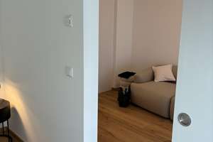 Möbliert & sofort verfügbare 2-Zimmer-Mietwohnung Allach-Untermenzing – 80999 Untermenzing, München – Vorschaubild 3