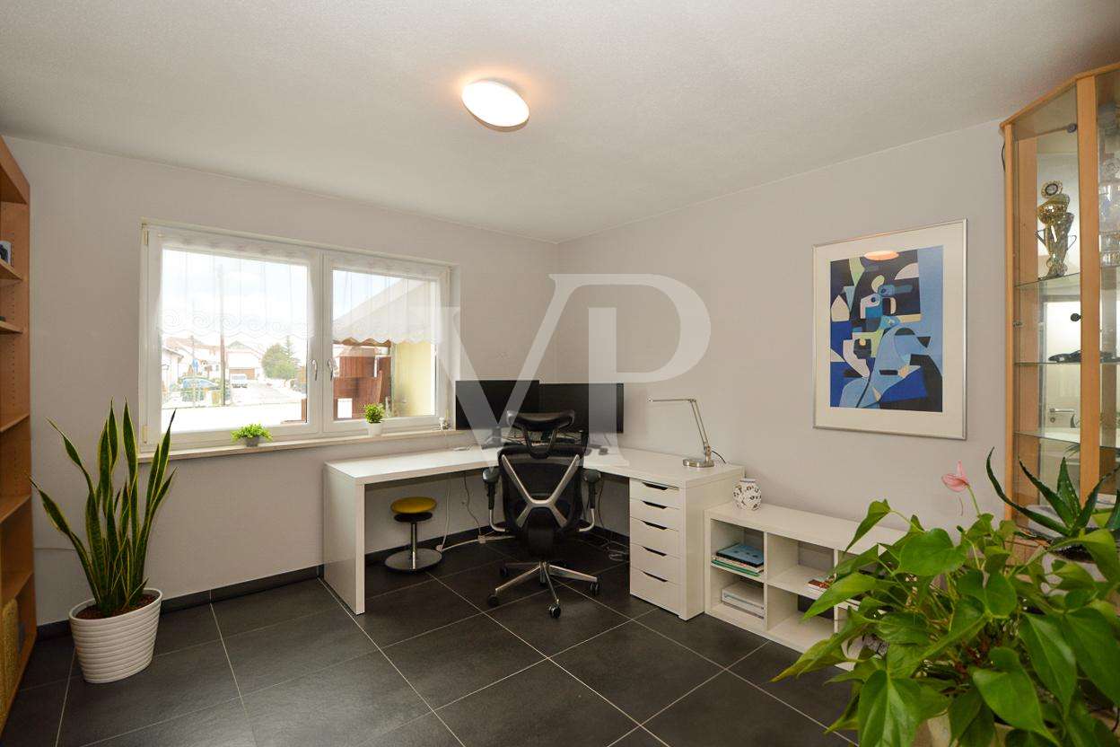 Immobilie in Vohburg an der Donau - Großzügiges Zweifamilienhaus mit Gartenvielfalt und modernem Wohngefühl - Bild 9