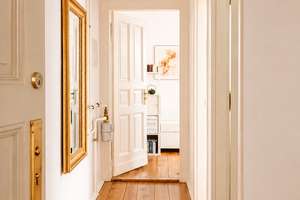 Savignyplatz: Sonniges Altbau‑Apartment mit hohen Decken & Originaldielen, bezugsfrei – Die vollständige Adresse der Immobilie erhältst du vom Anbieter., 10623 Charlottenburg, Berlin – Vorschaubild 3