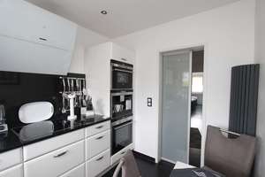 Großzügige Maisonette-Eigentumswohnung mit zwei Ebenen, Balkon, Terrasse und zwei Garagen – Die vollständige Adresse der Immobilie erhältst du vom Anbieter., 34130 Kirchditmold, Kassel – Vorschaubild 5